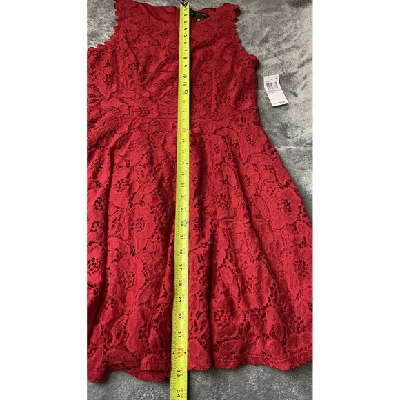 City Studio Juniors Fit & Flare Red Floral Lace Special Occasion Dress Size 11 - Picture 13 of 14